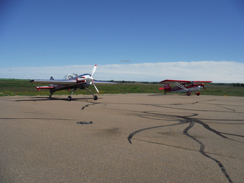 flightline2.jpg