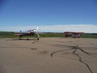 flightline2_small.jpg